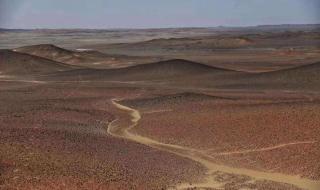 罗布泊在中国什么地方 罗布泊在中国什么地方